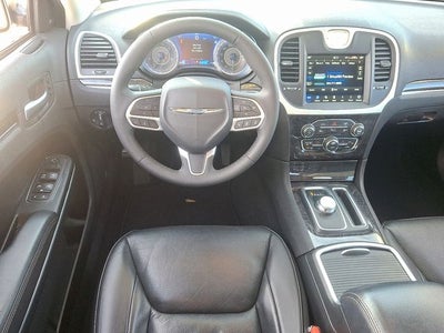 2023 Chrysler 300 Touring