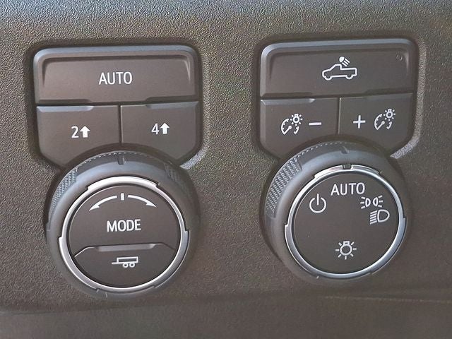 2025 Chevrolet Silverado 1500 LT LT1