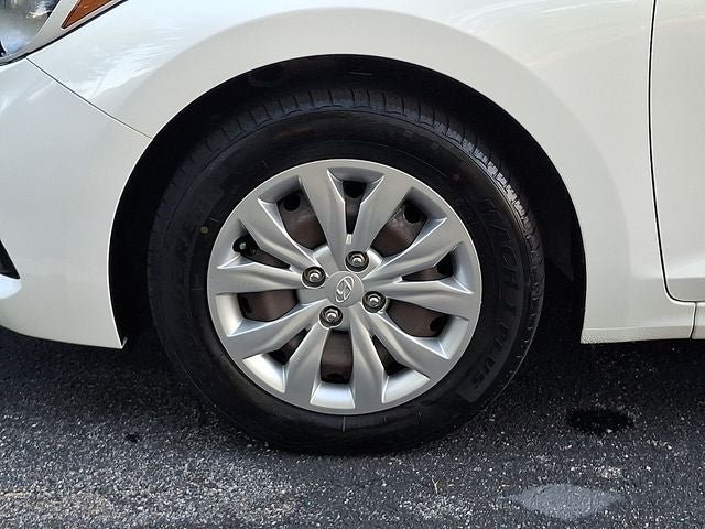 2018 Hyundai Accent SE