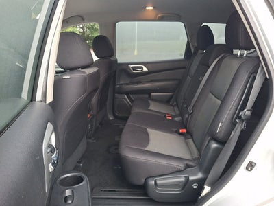 2018 Nissan Pathfinder SV