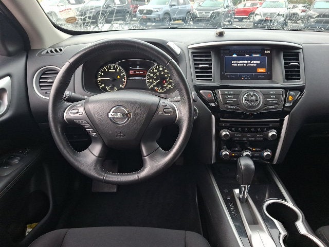 2018 Nissan Pathfinder SV