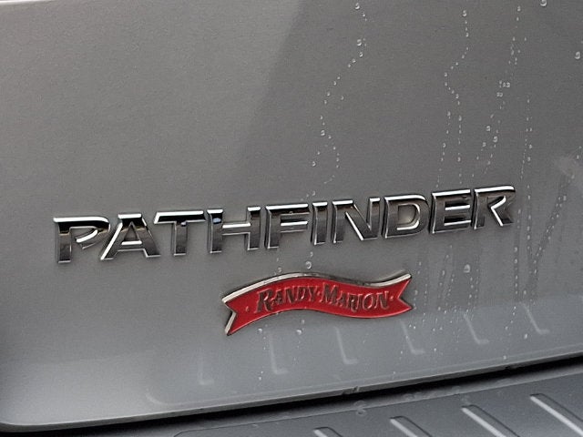 2018 Nissan Pathfinder SV