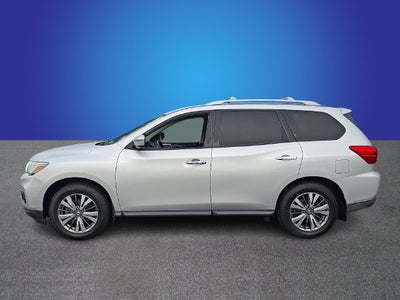2018 Nissan Pathfinder SV
