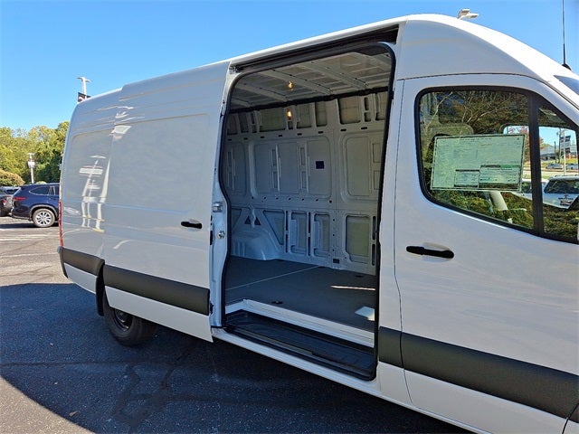 2025 Mercedes-Benz Sprinter 2500 Cargo 170 WB High Roof