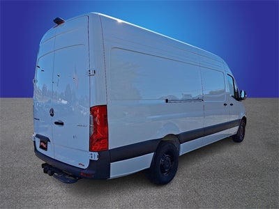2025 Mercedes-Benz Sprinter 2500 Cargo 170 WB High Roof