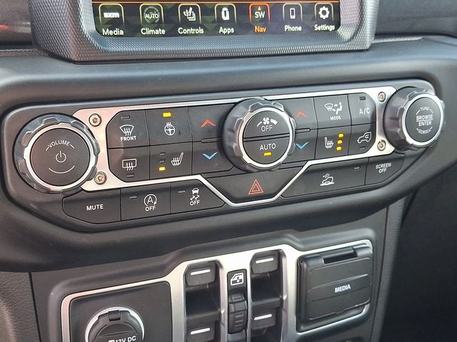 2023 Jeep Wrangler Altitude