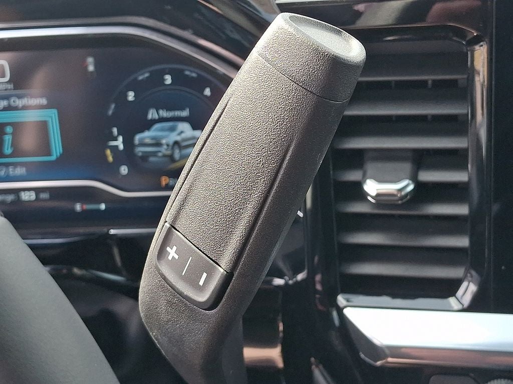 2024 Chevrolet Silverado 1500 LT LT1