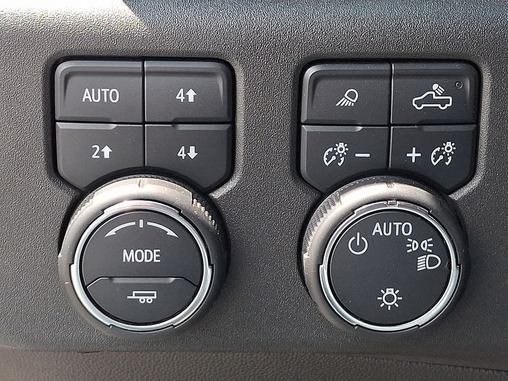 2022 Chevrolet Silverado 1500 LT LT1
