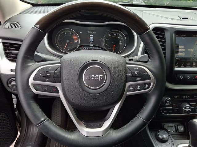 2017 Jeep Cherokee Overland