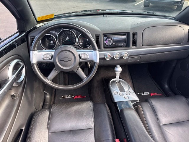 2004 Chevrolet SSR Base