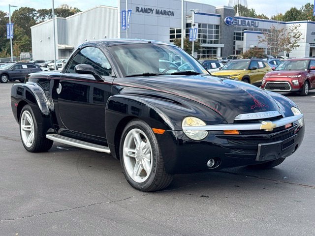 2004 Chevrolet SSR Base