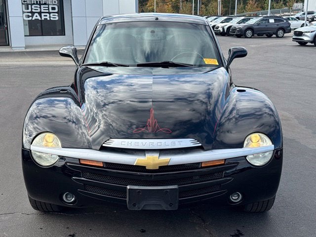 2004 Chevrolet SSR Base