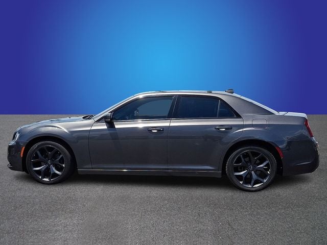 2022 Chrysler 300 S