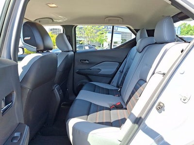 2023 Nissan Kicks SR