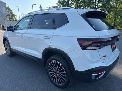 2025 Volkswagen Taos 1.5T SE