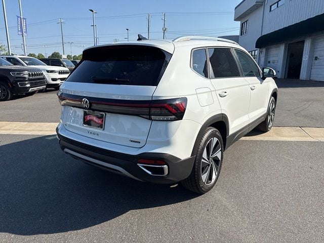 2025 Volkswagen Taos 1.5T SE