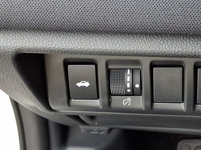 2025 Subaru Legacy Base