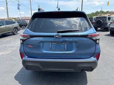 2025 Subaru Forester Premium