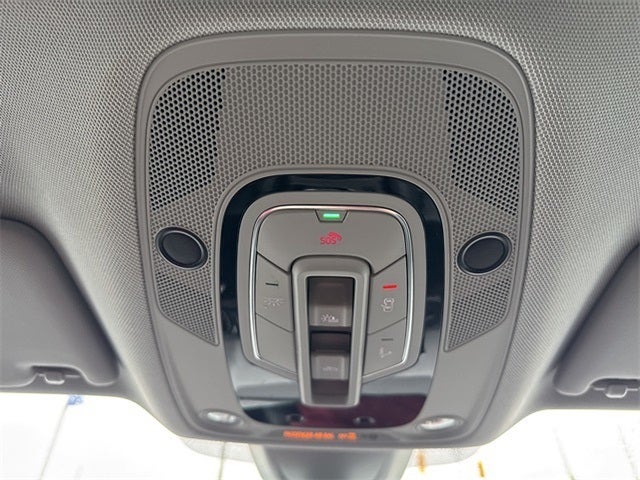 2024 Audi Q5 45 S line Premium quattro