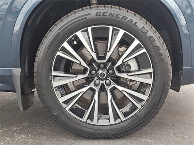 2024 Volvo XC90 Recharge Plug-In Hybrid T8 Core Bright Theme