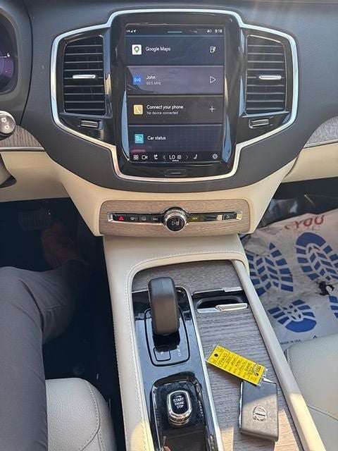 2024 Volvo XC90 Recharge Plug-In Hybrid T8 Plus 6 Passenger