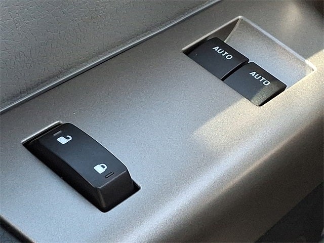 2023 Ford F-650SD Base