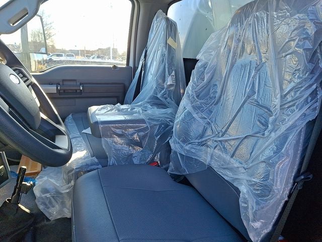 2023 Ford F-650SD Base