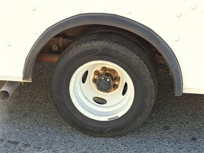 2022 Ford E-350SD Base Cutaway