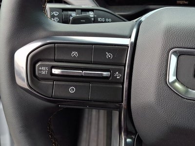 2025 GMC Acadia AT4