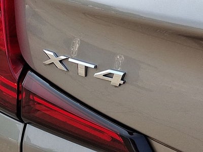 2025 Cadillac XT4 Premium Luxury