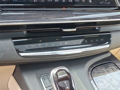 2022 Cadillac Escalade Premium Luxury