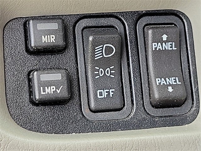 2018 International 4300 26FT BOX