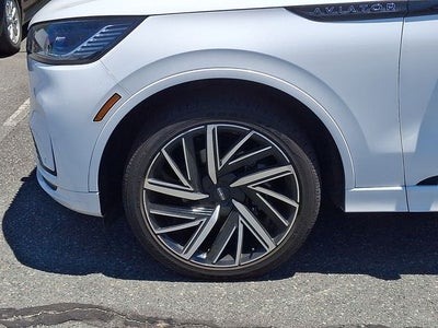 2025 Lincoln Aviator Black Label