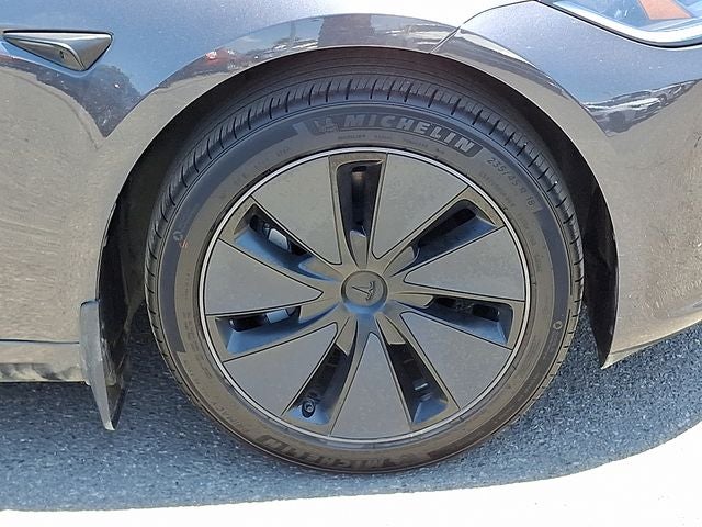 2025 Tesla Model 3 Standard