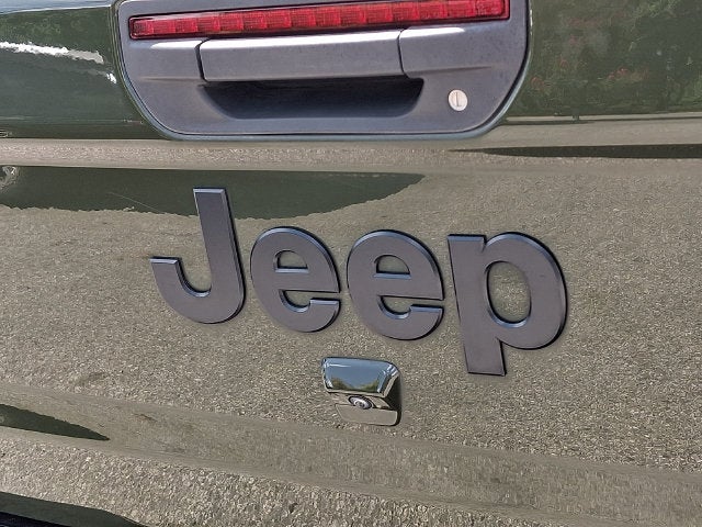 2021 Jeep Gladiator Willys
