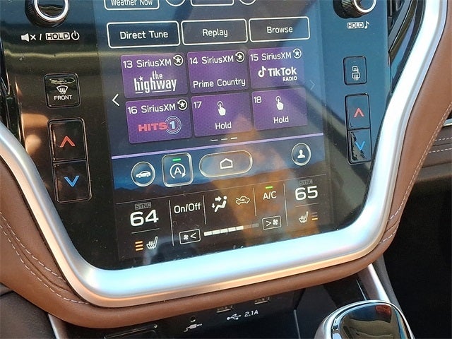 2022 Subaru Outback Touring XT