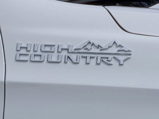 2021 Chevrolet Suburban High Country