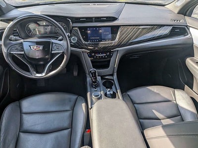 2025 Cadillac XT6 Premium Luxury
