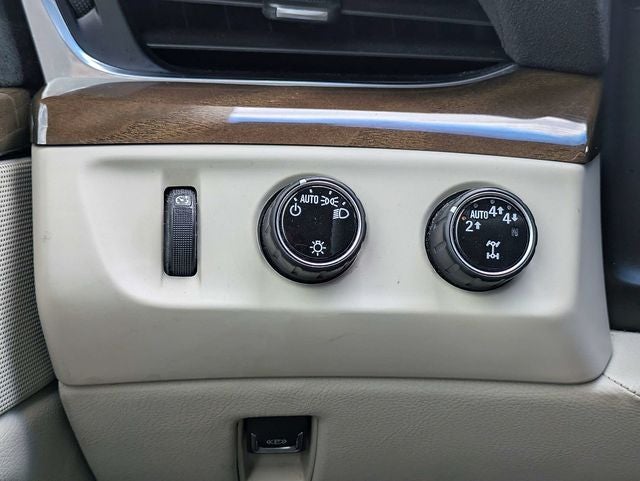 2020 Cadillac Escalade Premium Luxury