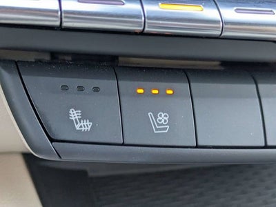 2023 Cadillac CT4 Premium Luxury