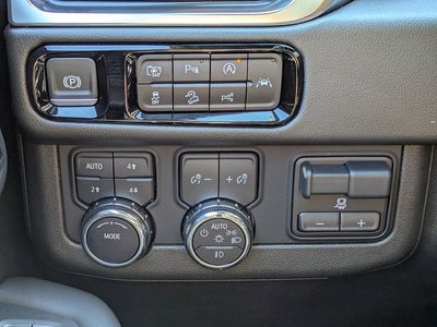 2025 GMC Yukon XL Elevation