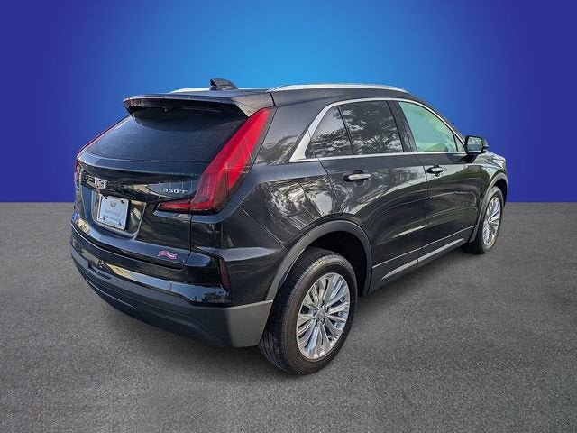 2024 Cadillac XT4 Luxury