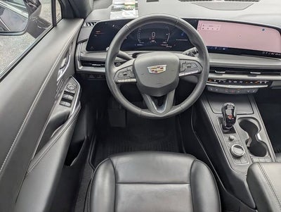 2024 Cadillac XT4 Premium Luxury