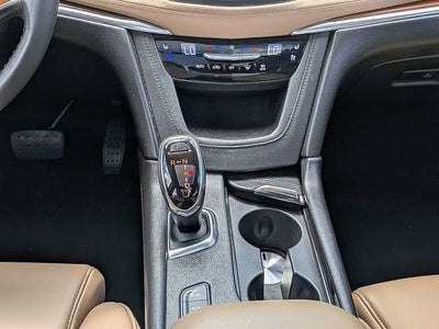 2017 Cadillac XT5 Platinum AWD