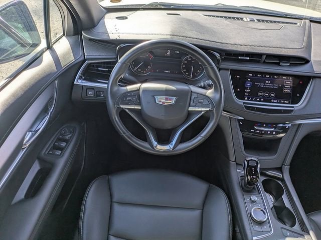 2024 Cadillac XT6 Luxury