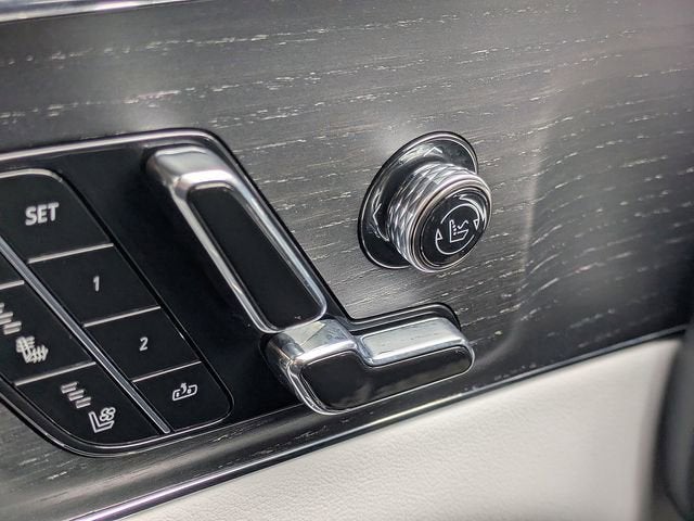 2023 Cadillac LYRIQ Luxury