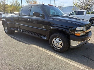 2001 Chevrolet Silverado 3500 HD LS