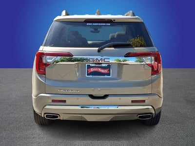 2022 GMC Acadia Denali