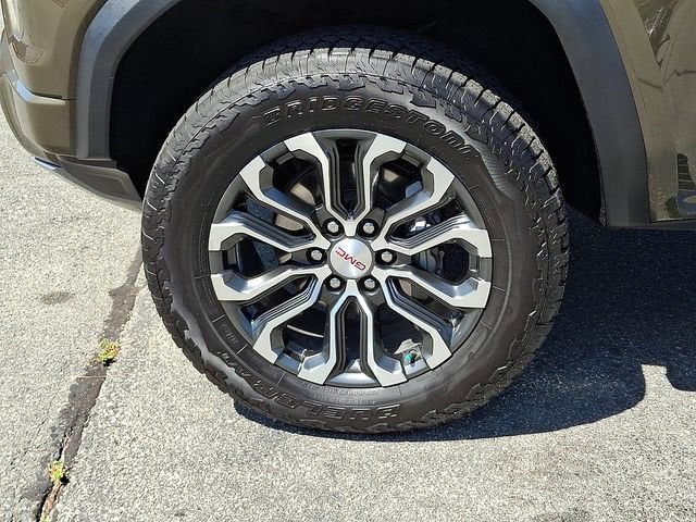 2023 GMC Canyon 4WD Denali