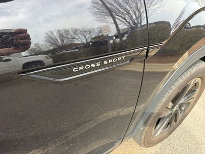 2025 Volkswagen Atlas Cross Sport 2.0T SEL R-Line Black